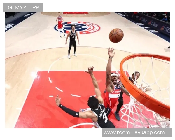 布朗全场最高33分数据全面却无力逆转球队遗憾空砍再度追平未能逆袭